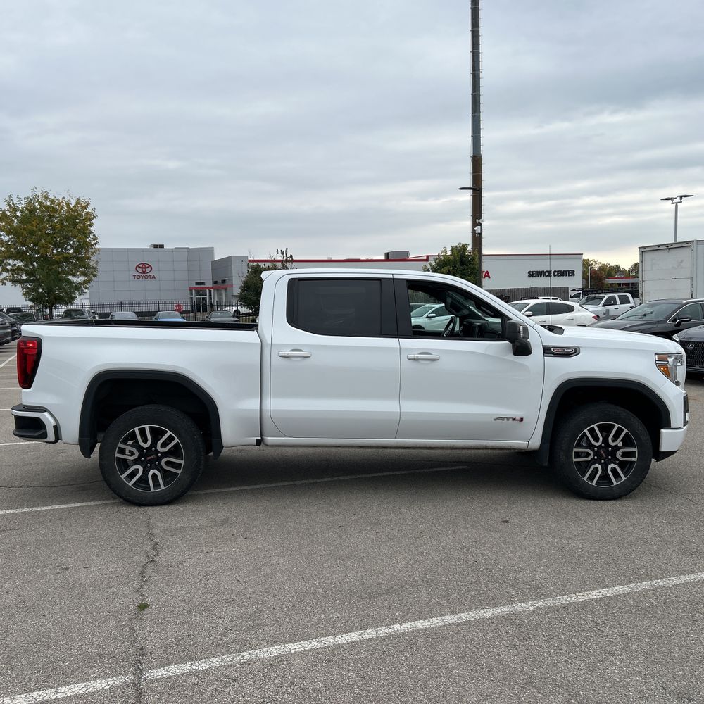 2022 GMC Sierra 1500 Limited AT4