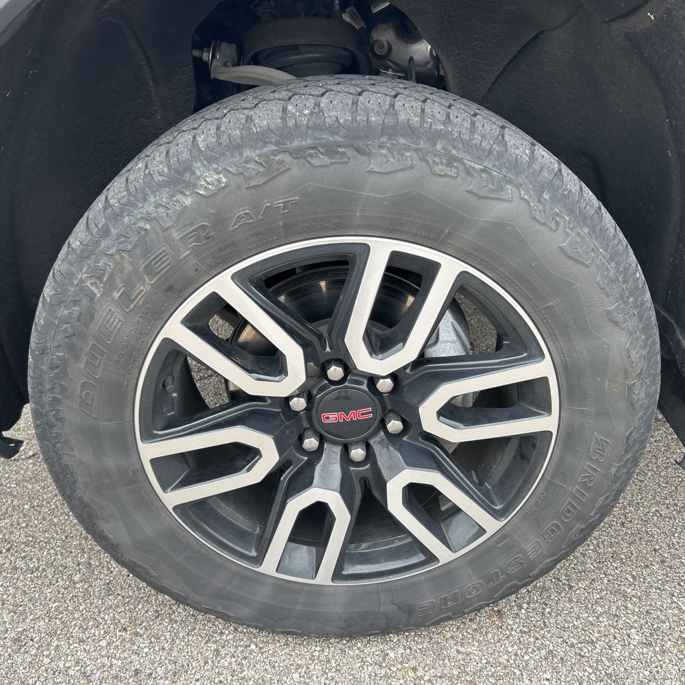 2022 GMC Sierra 1500 Limited AT4