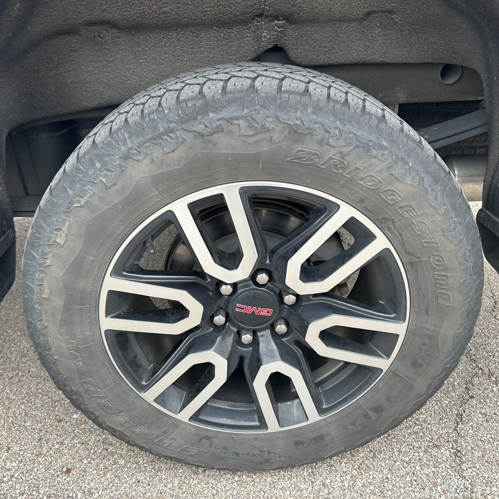 2022 GMC Sierra 1500 Limited AT4