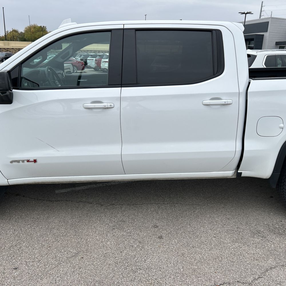2022 GMC Sierra 1500 Limited AT4
