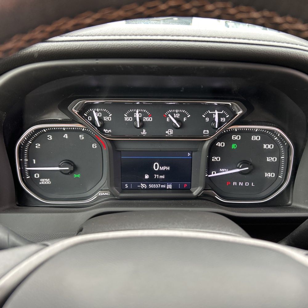 2022 GMC Sierra 1500 Limited AT4