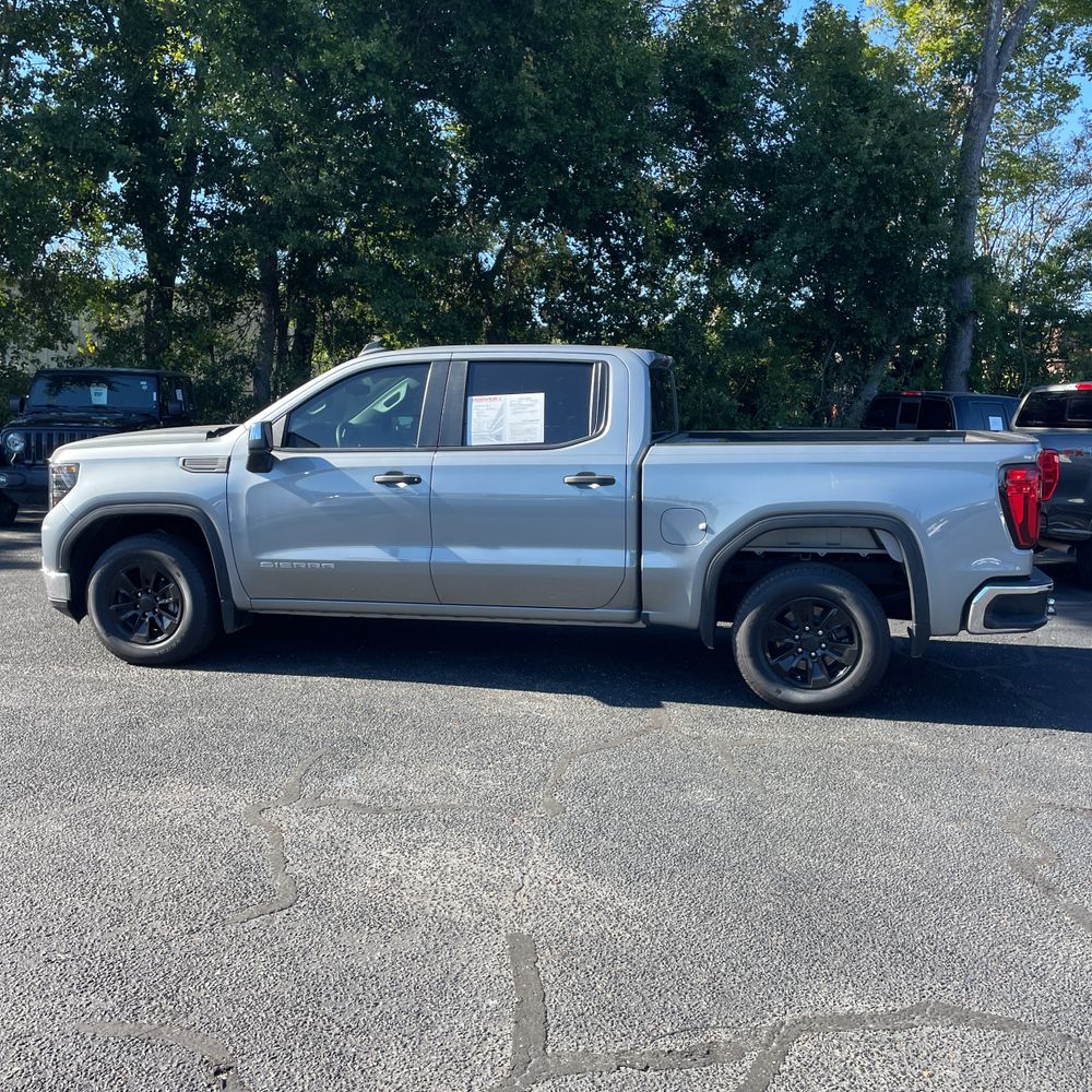 2024 GMC Sierra 1500 Pro