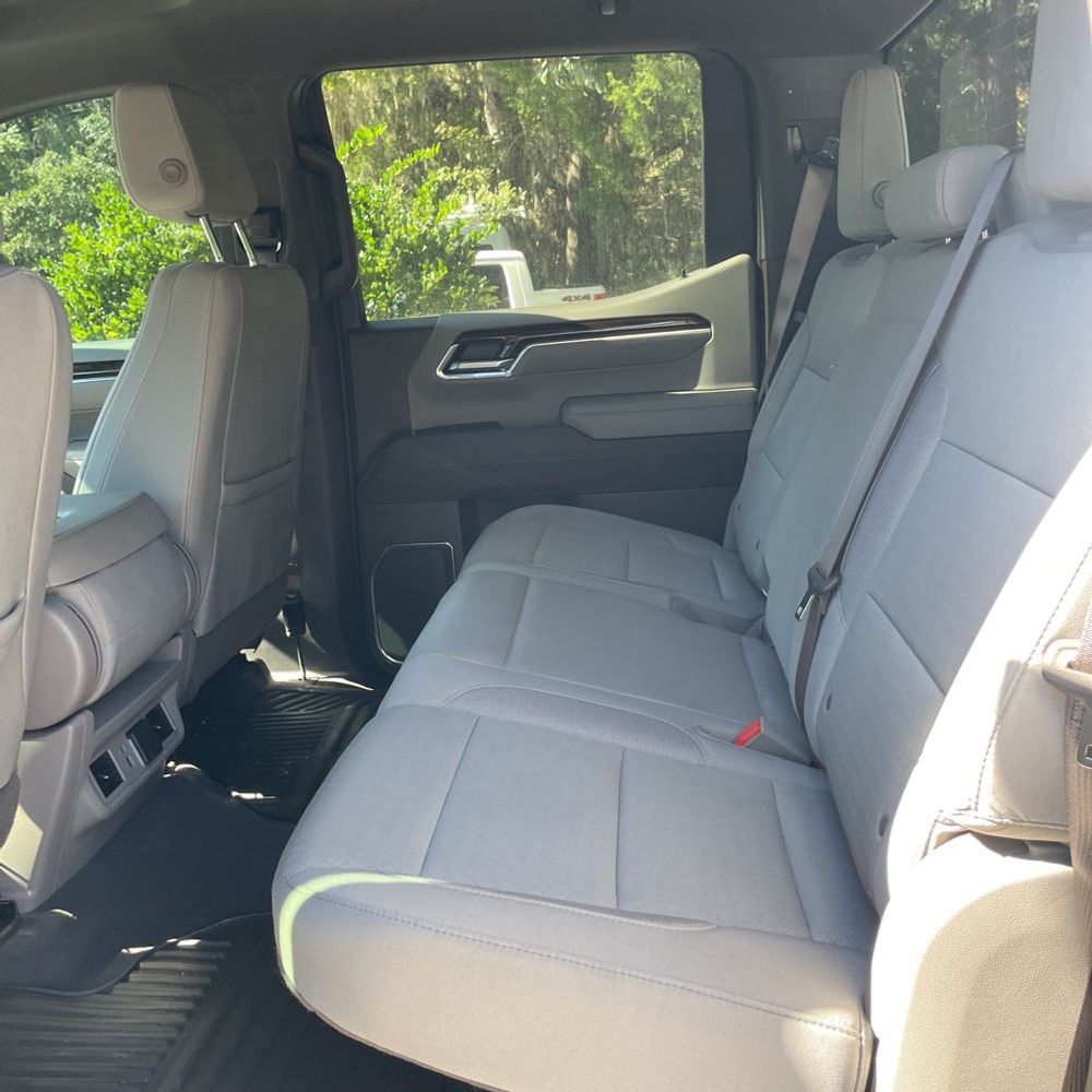 2025 GMC Sierra 1500 SLE