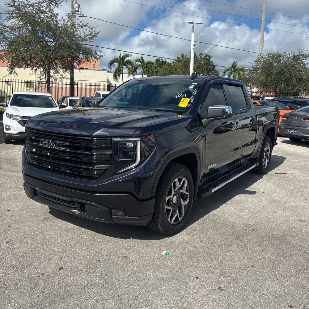 2024 GMC Sierra 1500 Elevation