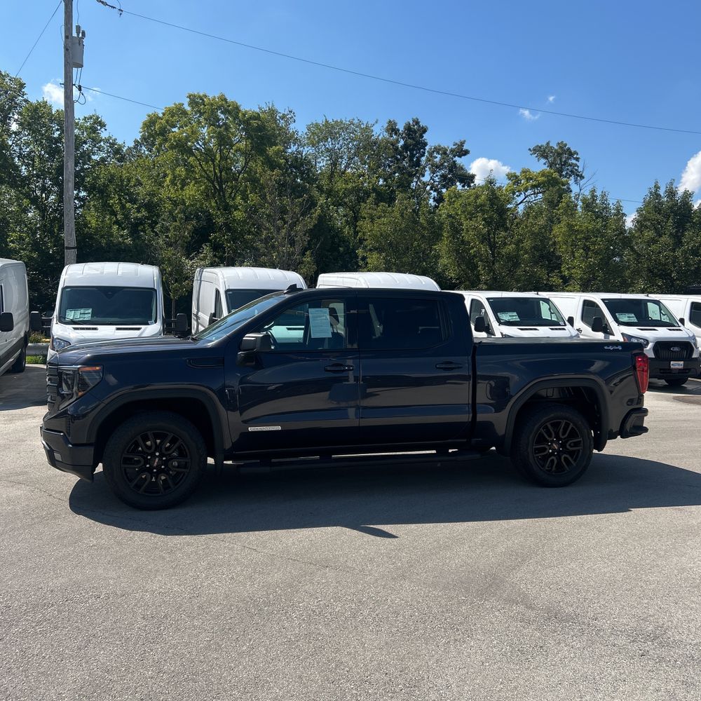 2022 GMC Sierra 1500 Elevation