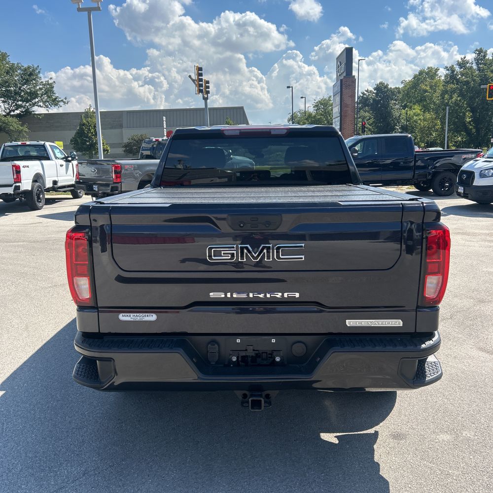 2022 GMC Sierra 1500 Elevation