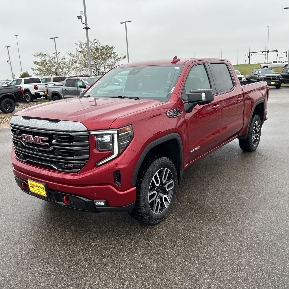2022 GMC Sierra 1500 AT4