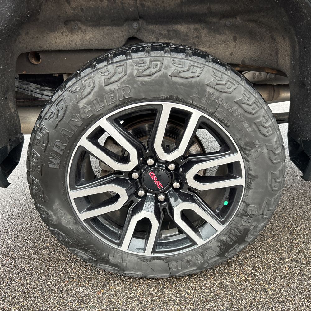 2022 GMC Sierra 1500 AT4