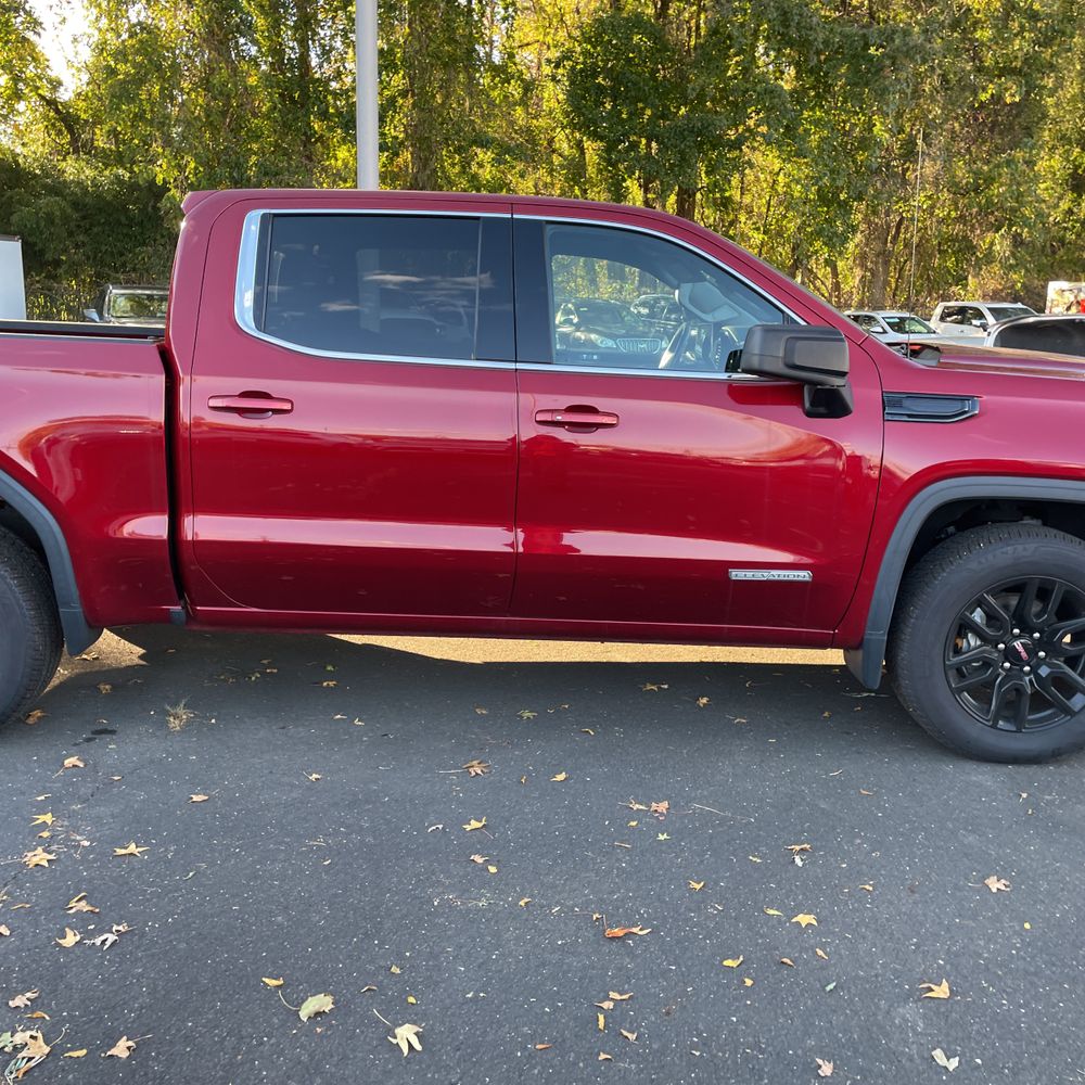 2022 GMC Sierra 1500 Elevation Standard