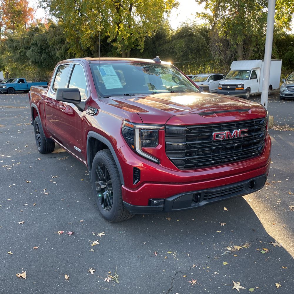 2022 GMC Sierra 1500 Elevation Standard