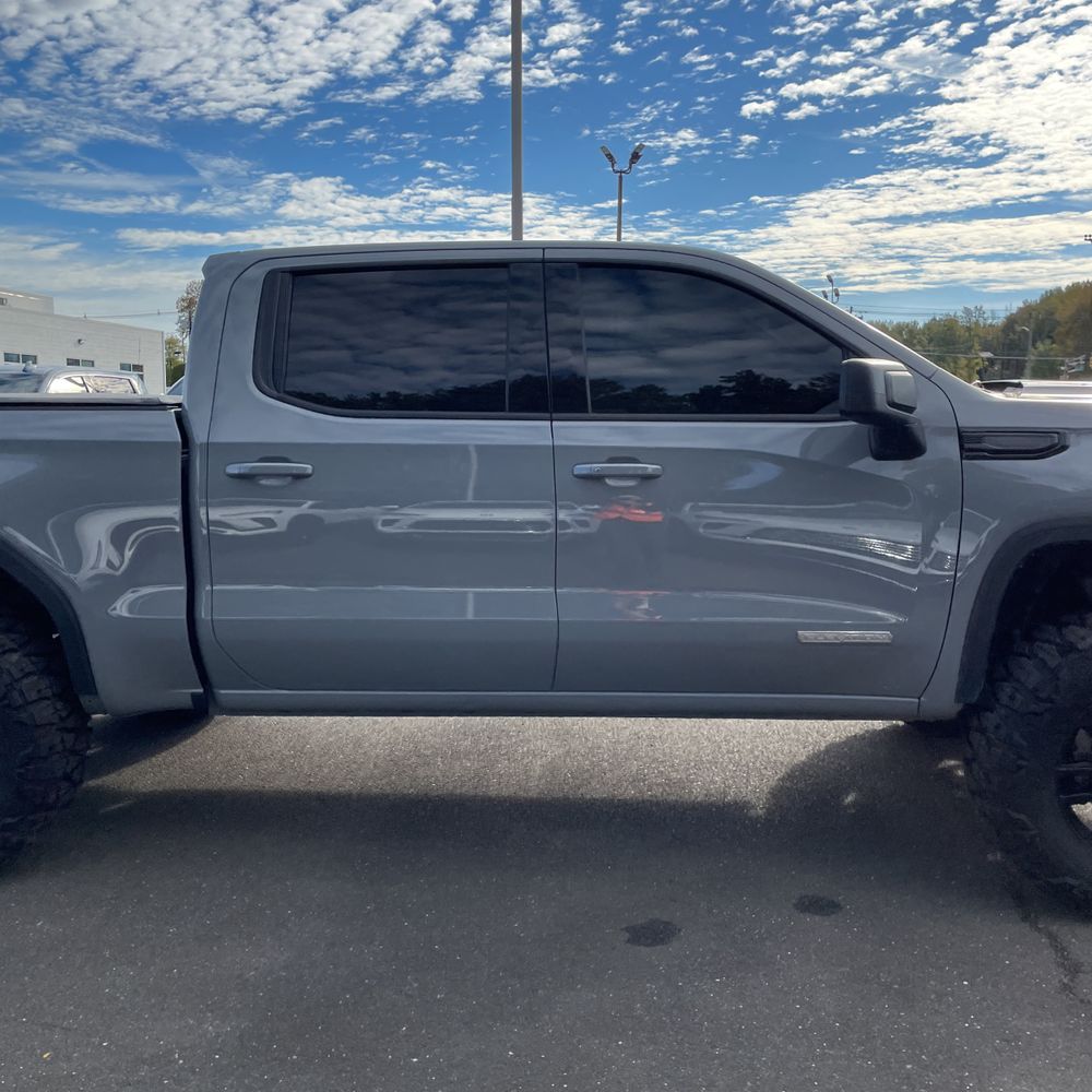 2024 GMC Sierra 1500 Elevation Standard