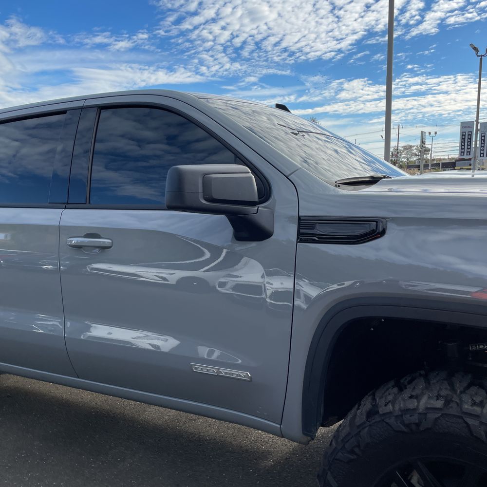 2024 GMC Sierra 1500 Elevation Standard