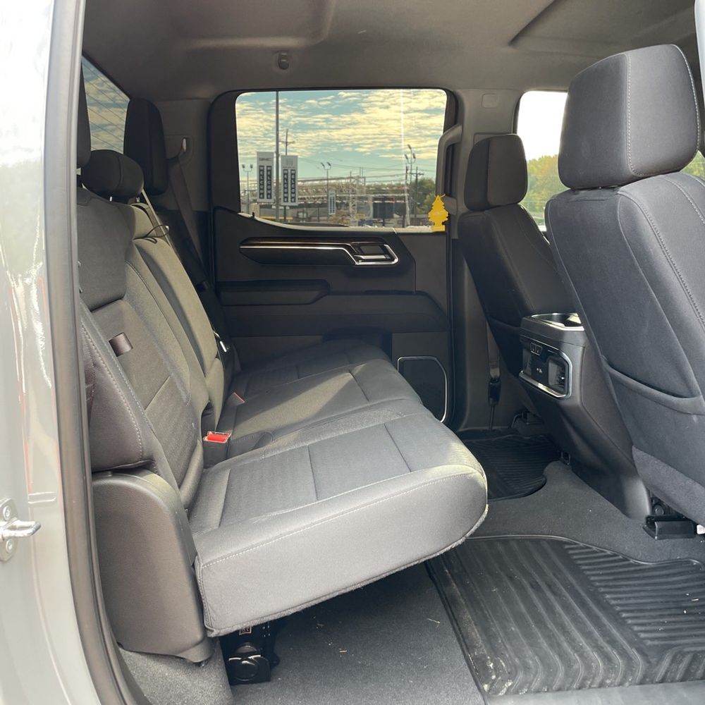 2024 GMC Sierra 1500 Elevation Standard