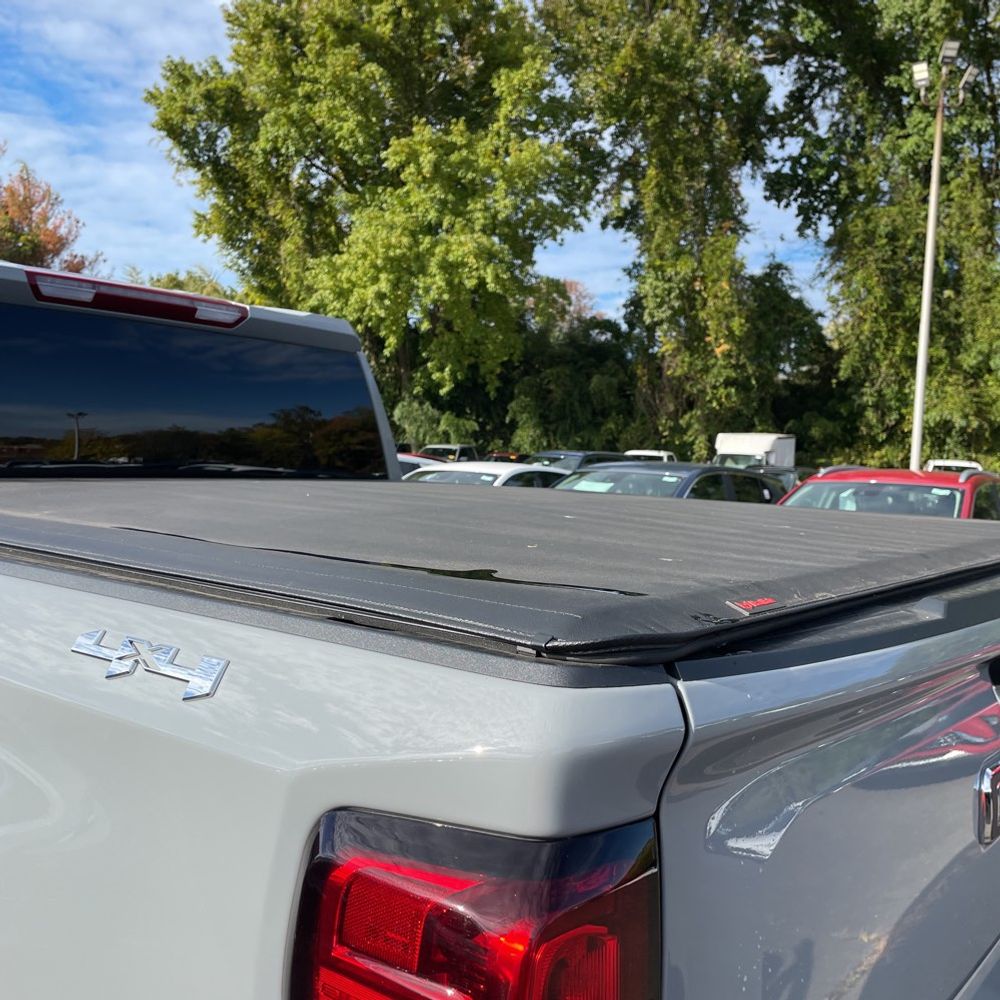 2024 GMC Sierra 1500 Elevation Standard