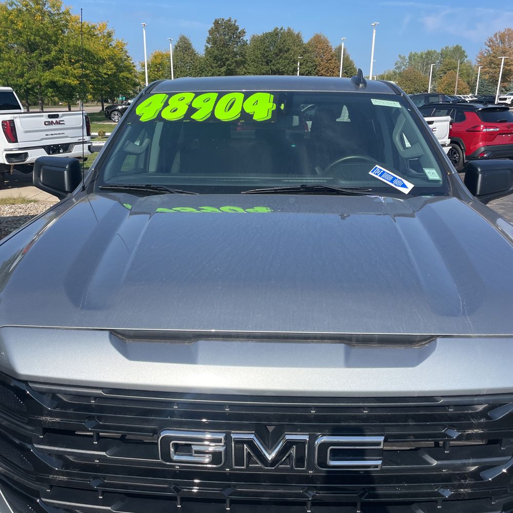 2024 GMC Sierra 1500 Elevation