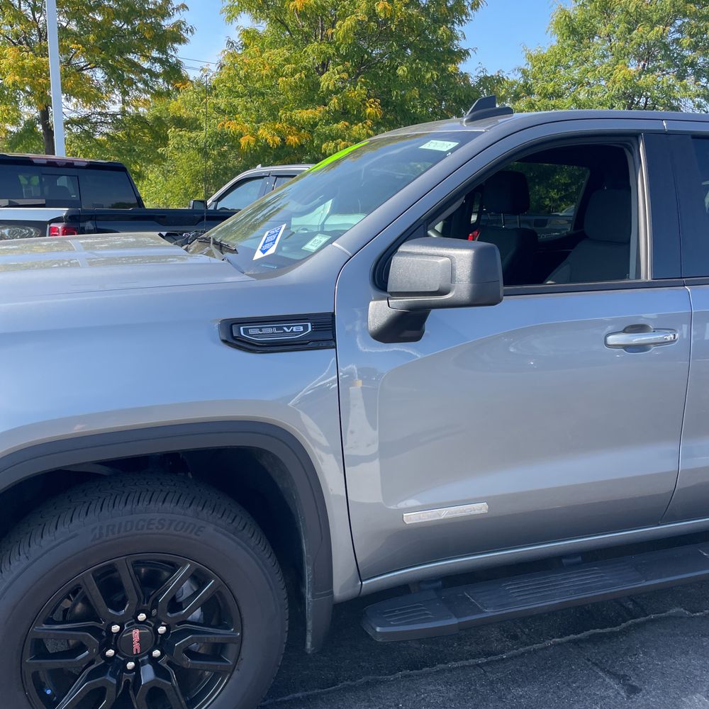 2024 GMC Sierra 1500 Elevation