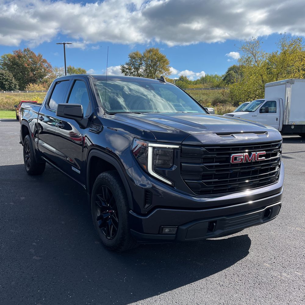 2022 GMC Sierra 1500 Elevation