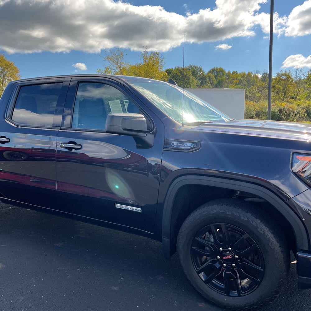 2022 GMC Sierra 1500 Elevation