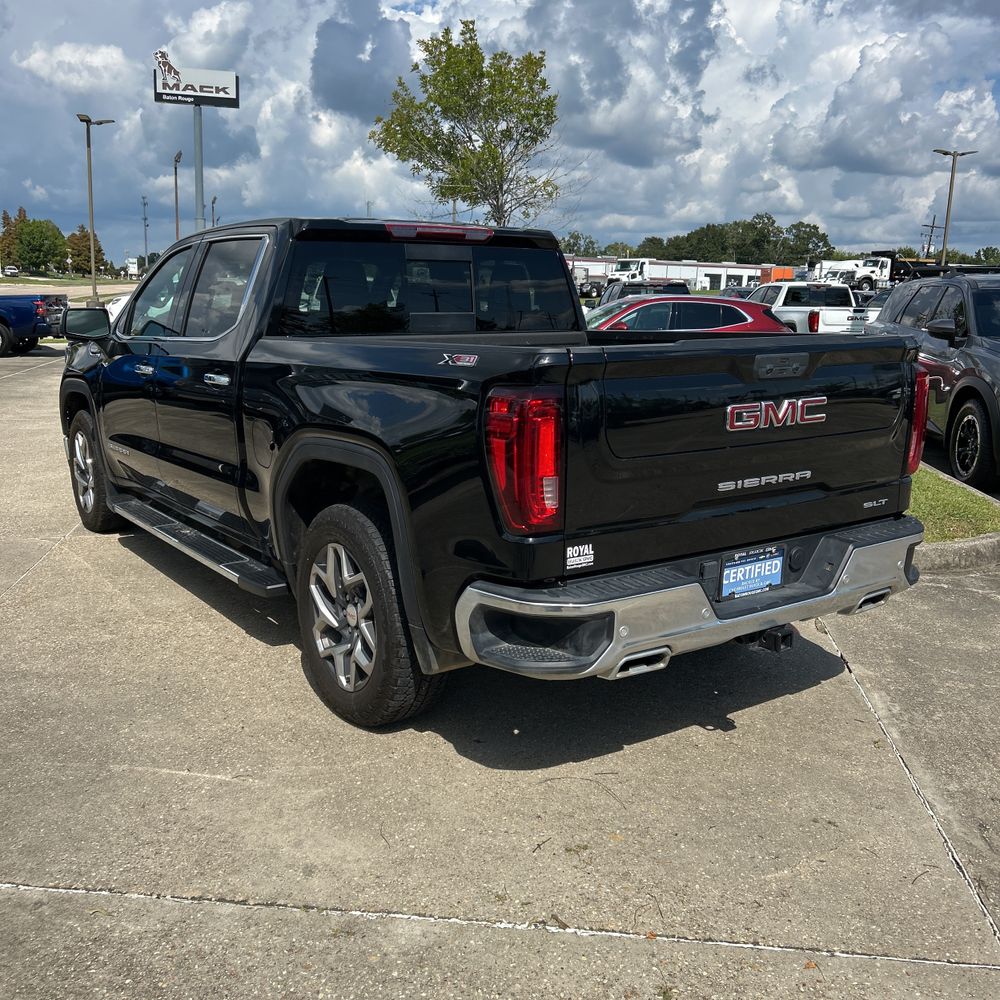 2024 GMC Sierra 1500 SLT