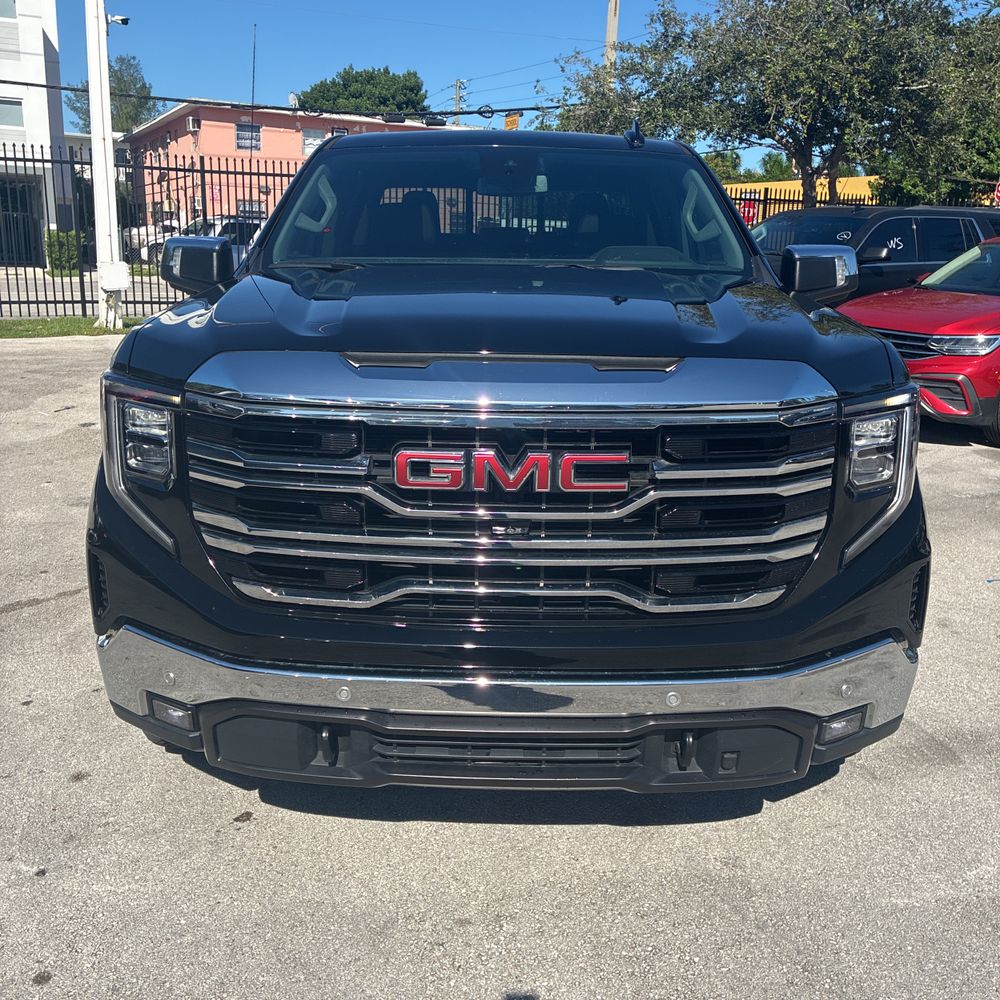 2022 GMC Sierra 1500 SLT