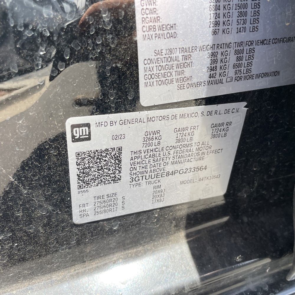 2023 GMC Sierra 1500 AT4