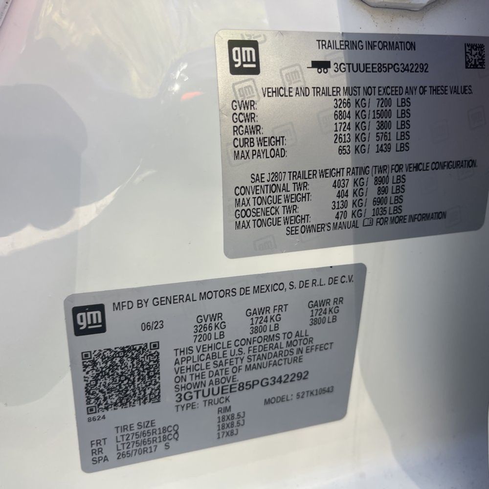 2023 GMC Sierra 1500 AT4