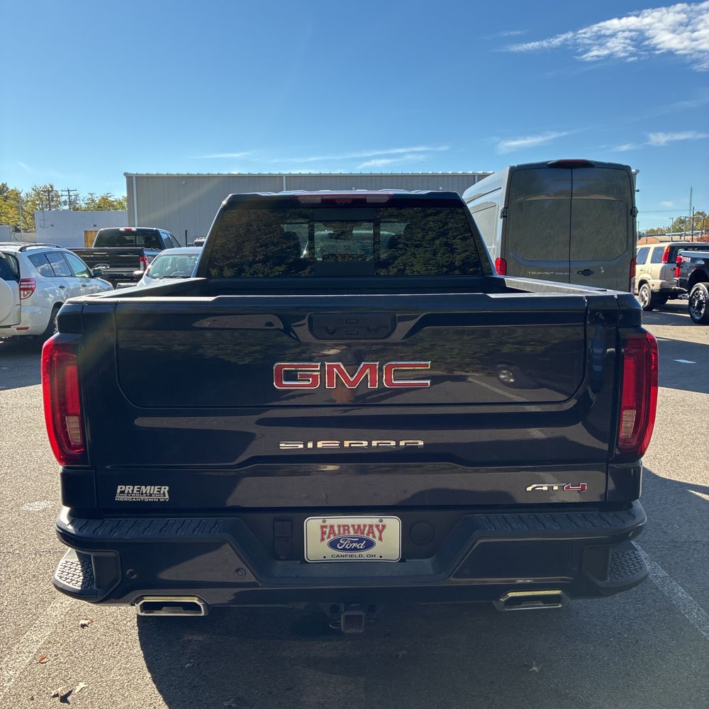 2025 GMC Sierra 1500 AT4