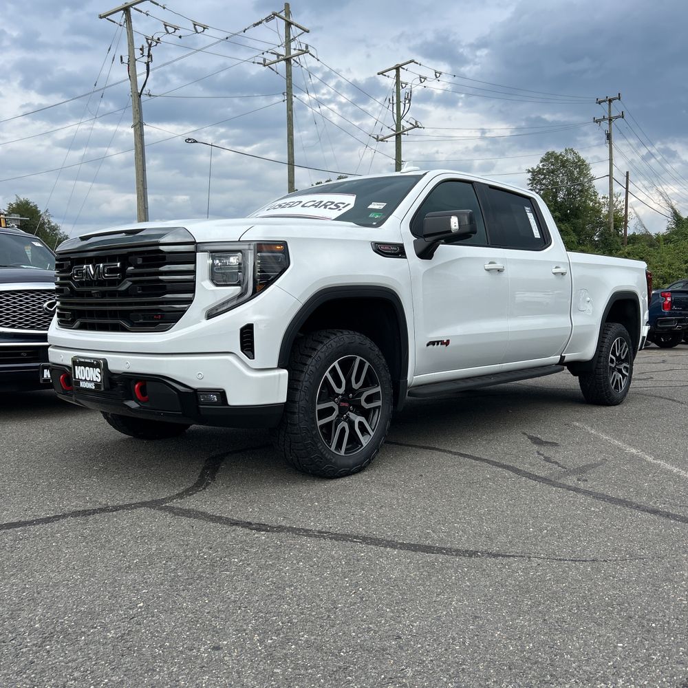 2024 GMC Sierra 1500 AT4