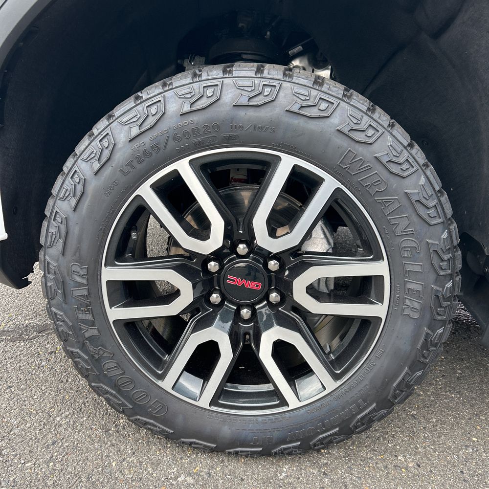 2024 GMC Sierra 1500 AT4