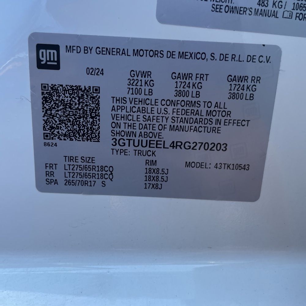 2024 GMC Sierra 1500 AT4
