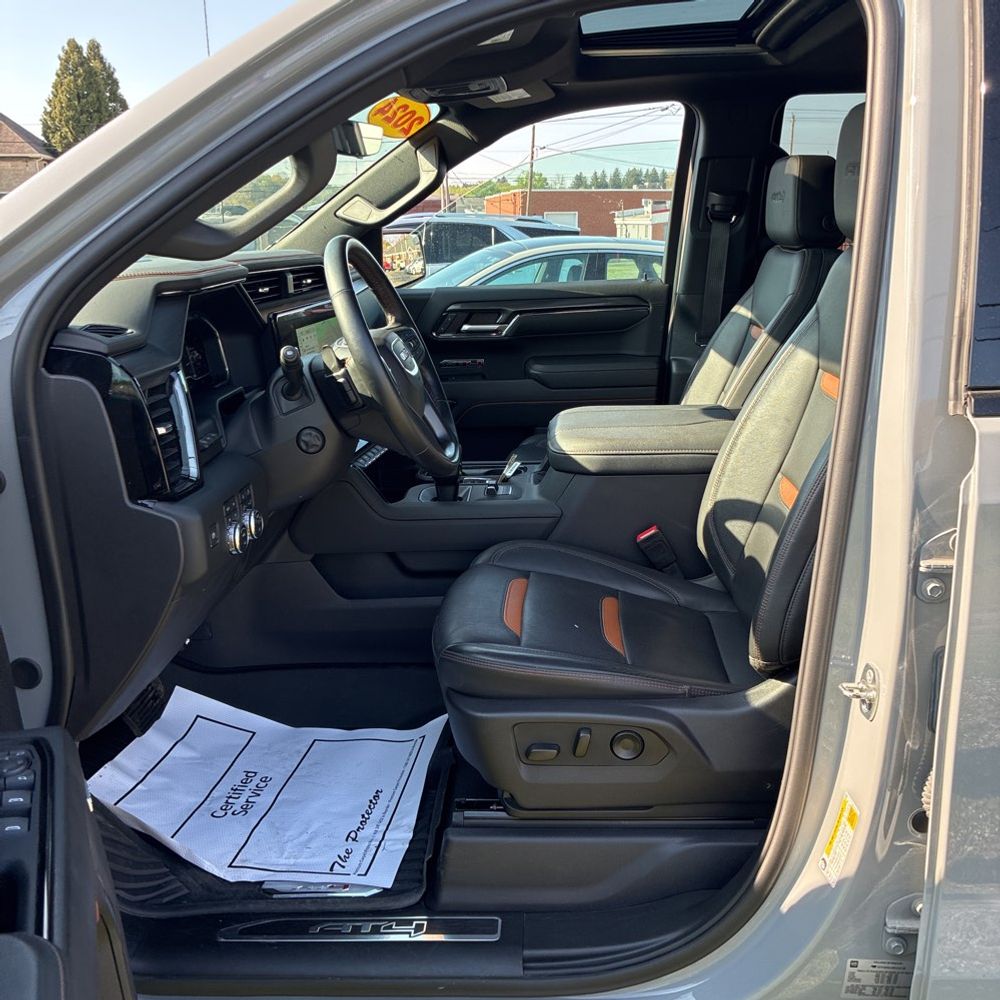 2024 GMC Sierra 1500 AT4