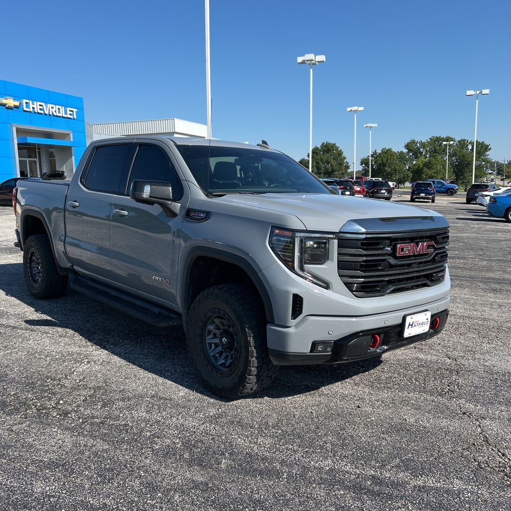 2024 GMC Sierra 1500 AT4