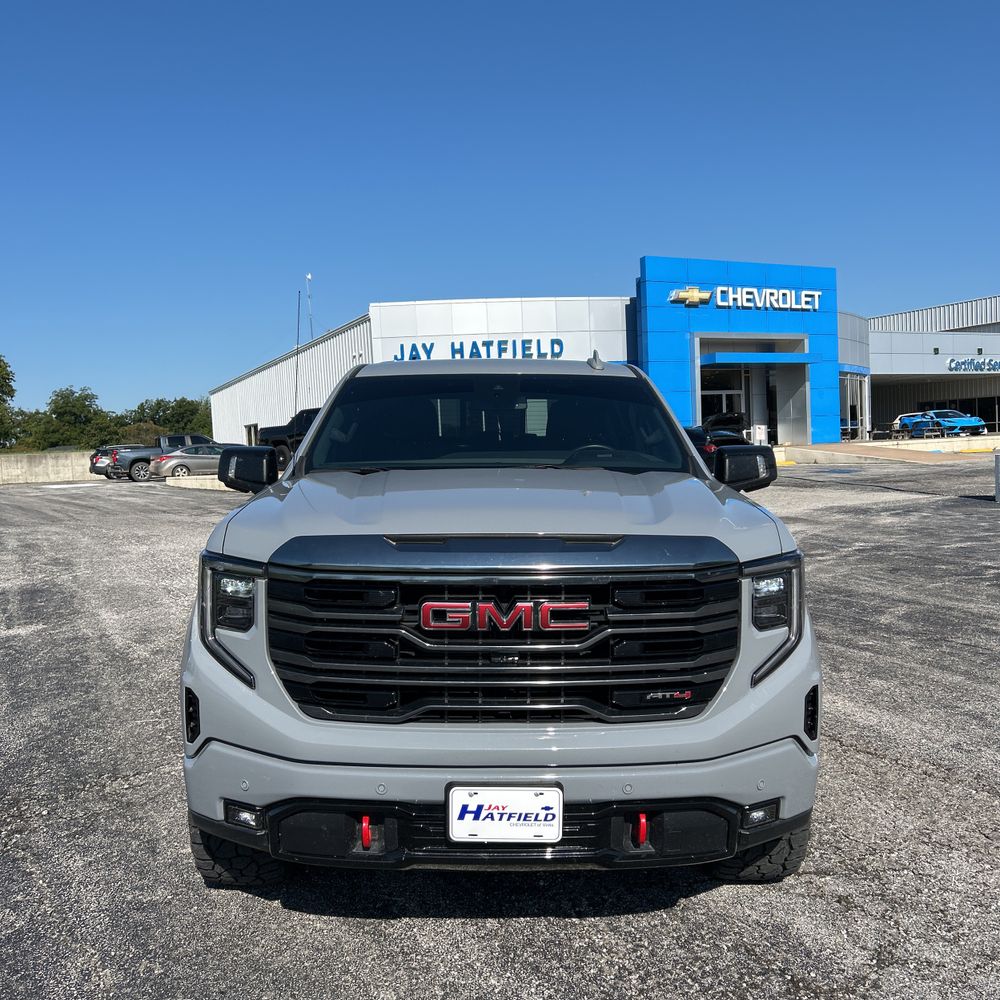 2024 GMC Sierra 1500 AT4