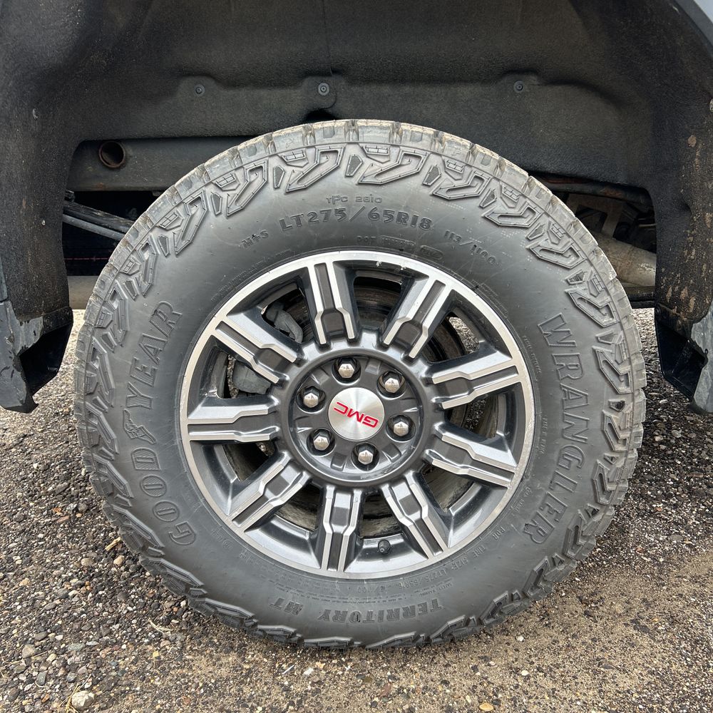2024 GMC Sierra 1500 AT4