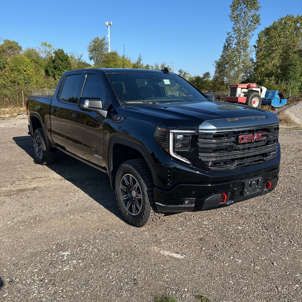 2024 GMC Sierra 1500 AT4