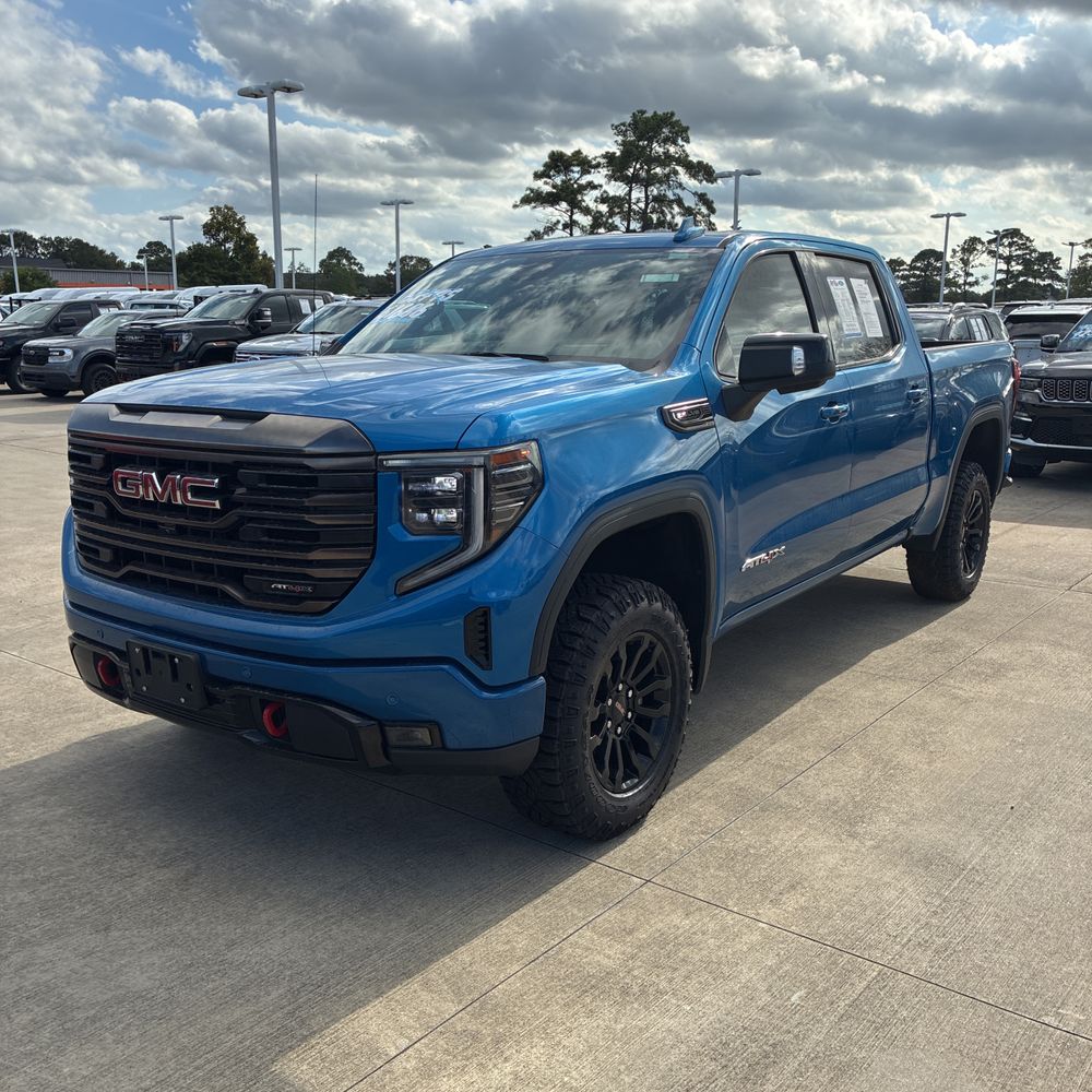 2023 GMC Sierra 1500 AT4X