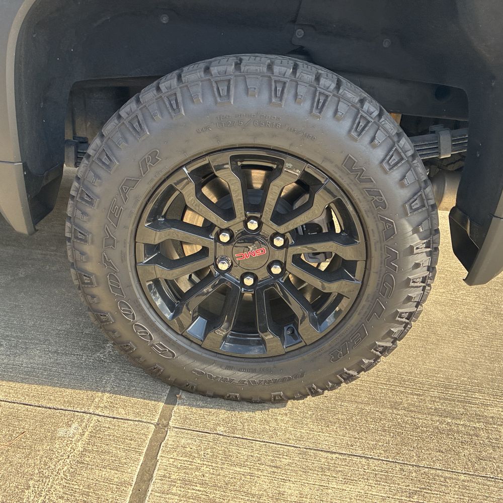 2023 GMC Sierra 1500 AT4X