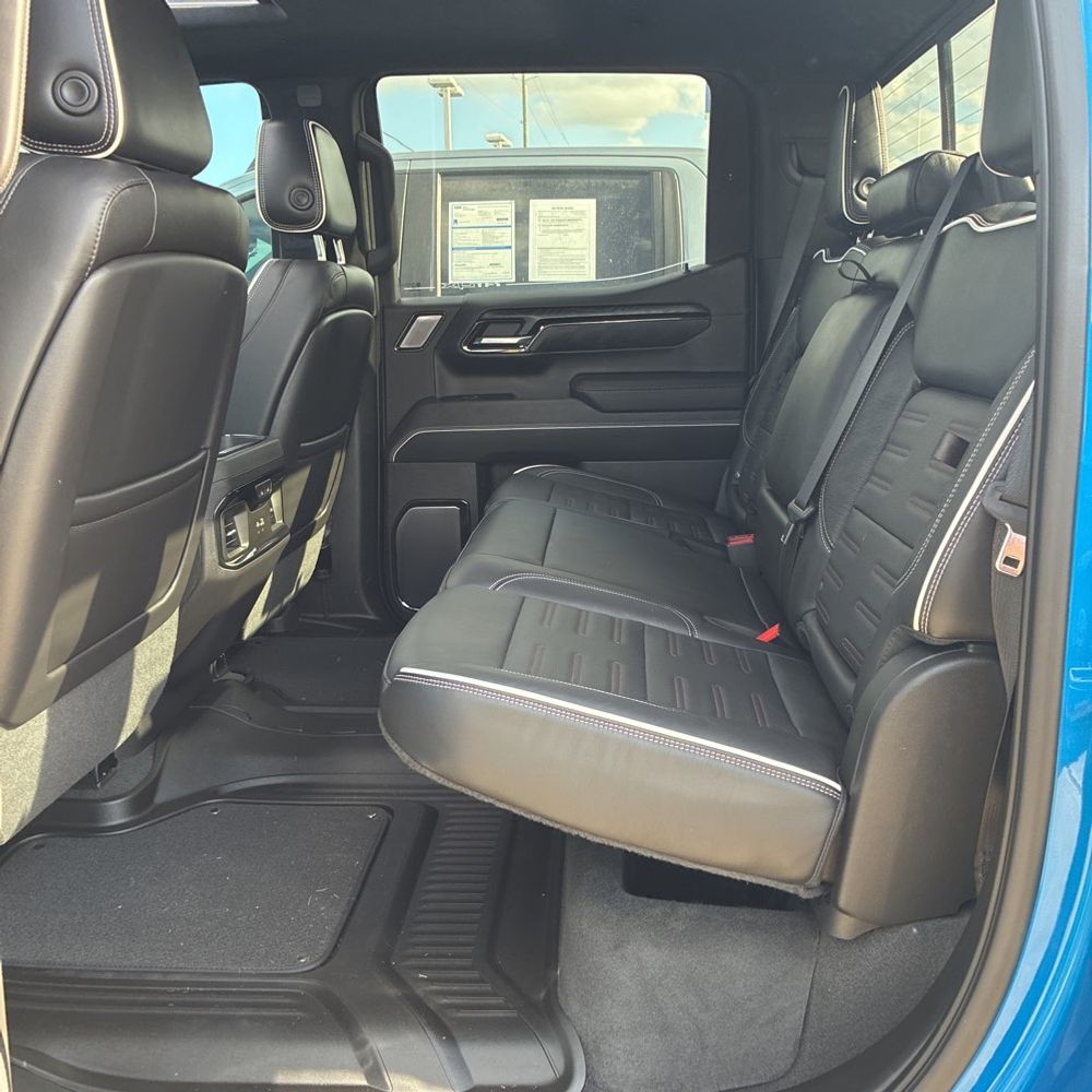 2023 GMC Sierra 1500 AT4X