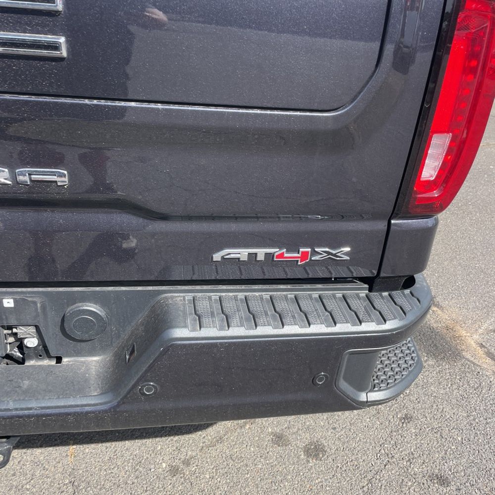 2022 GMC Sierra 1500 AT4X