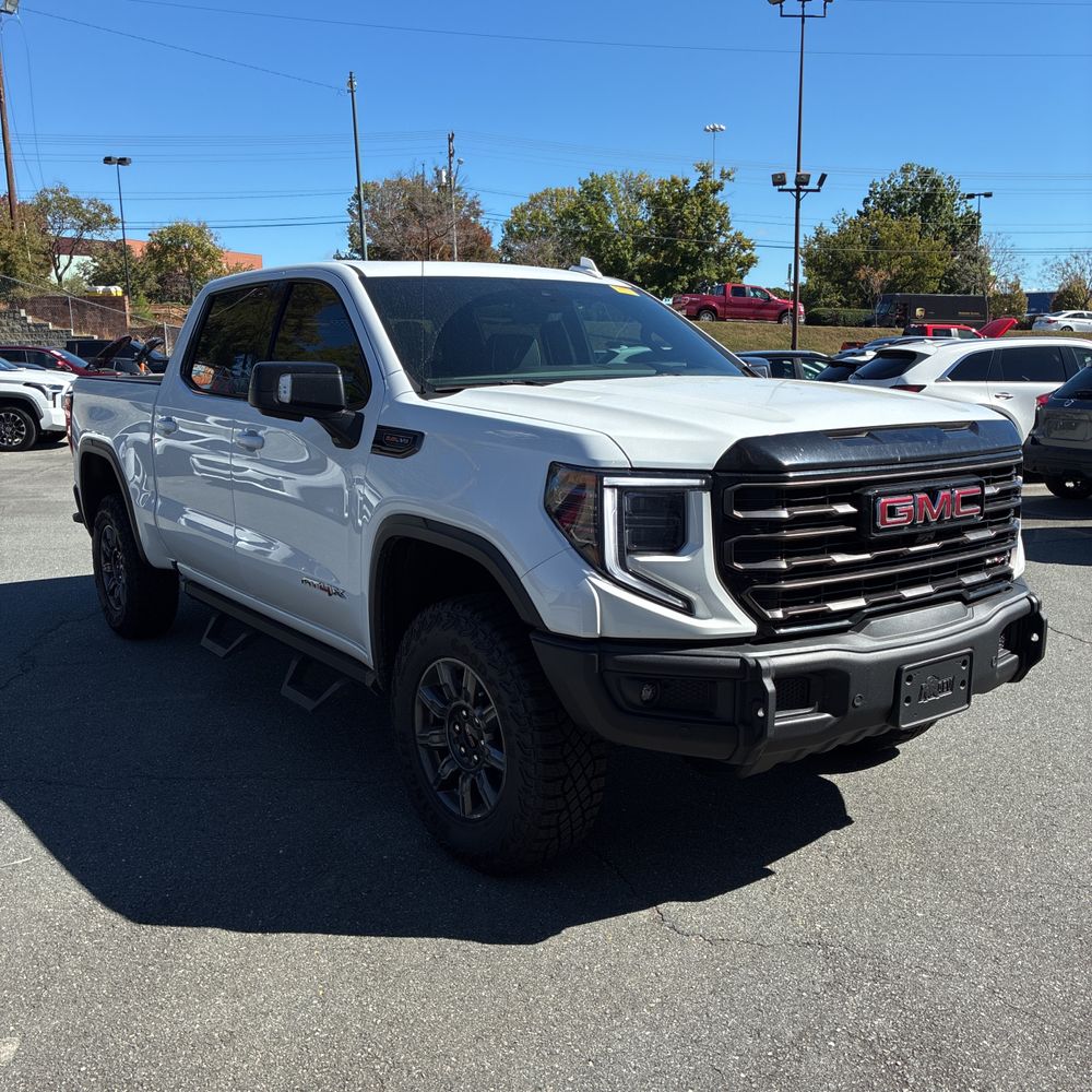 2025 GMC Sierra 1500 AT4X