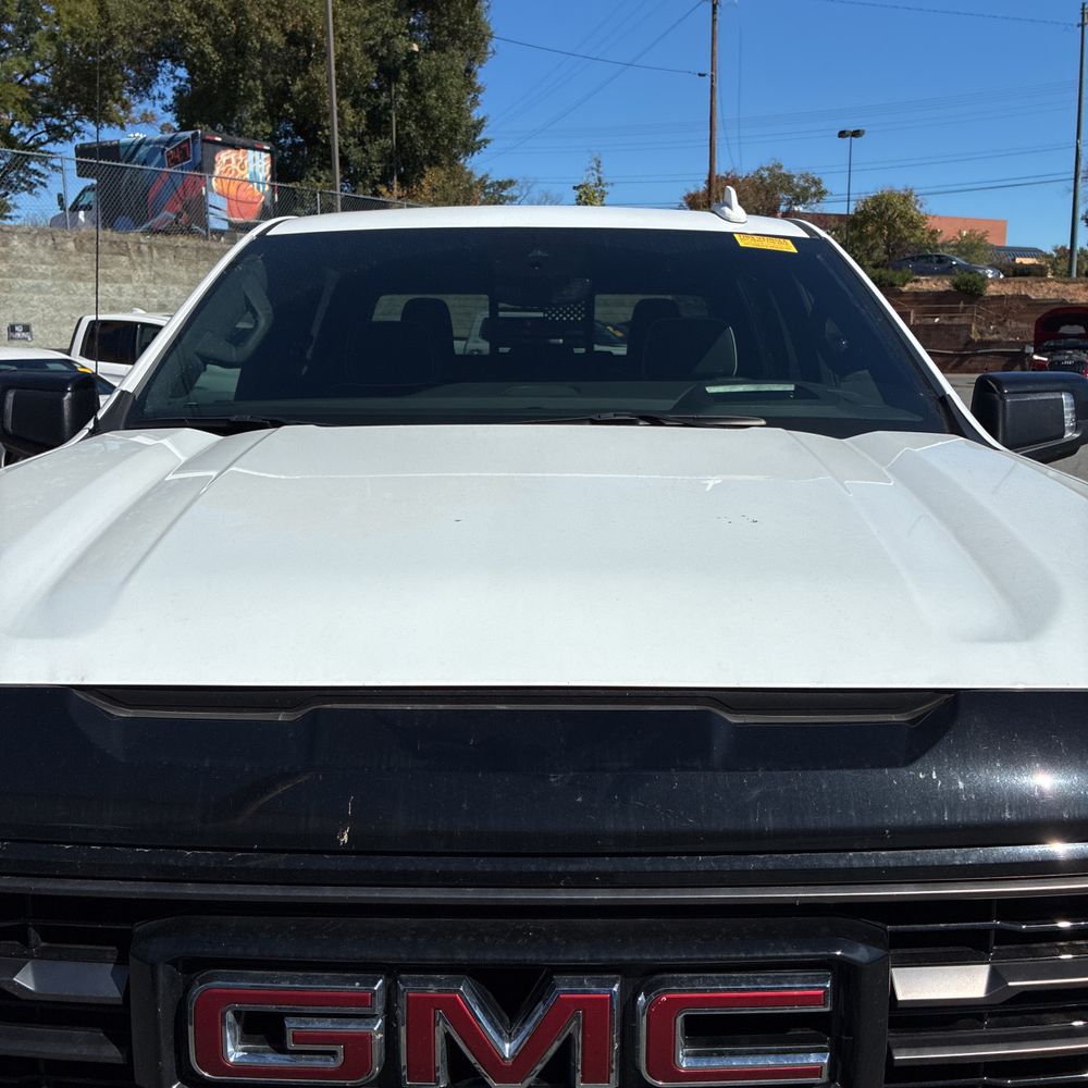 2025 GMC Sierra 1500 AT4X