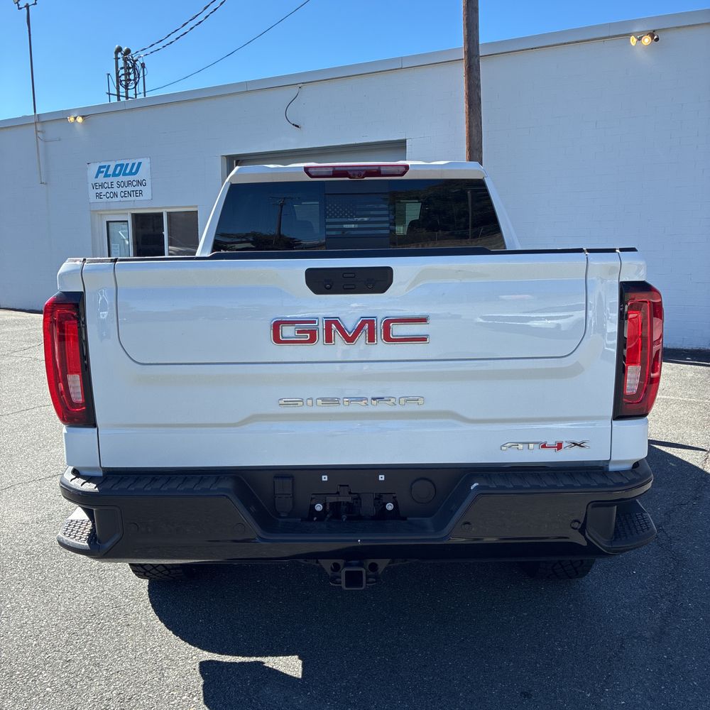 2025 GMC Sierra 1500 AT4X