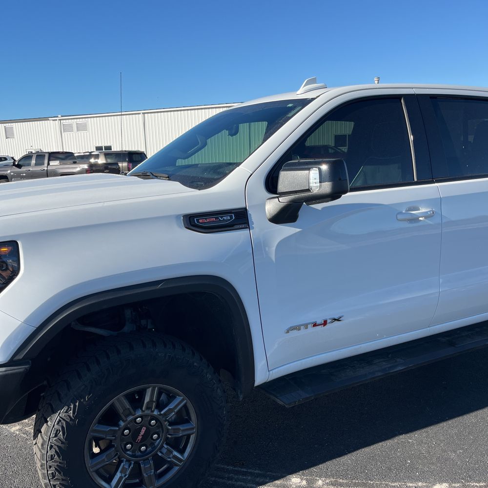 2024 GMC Sierra 1500 AT4X