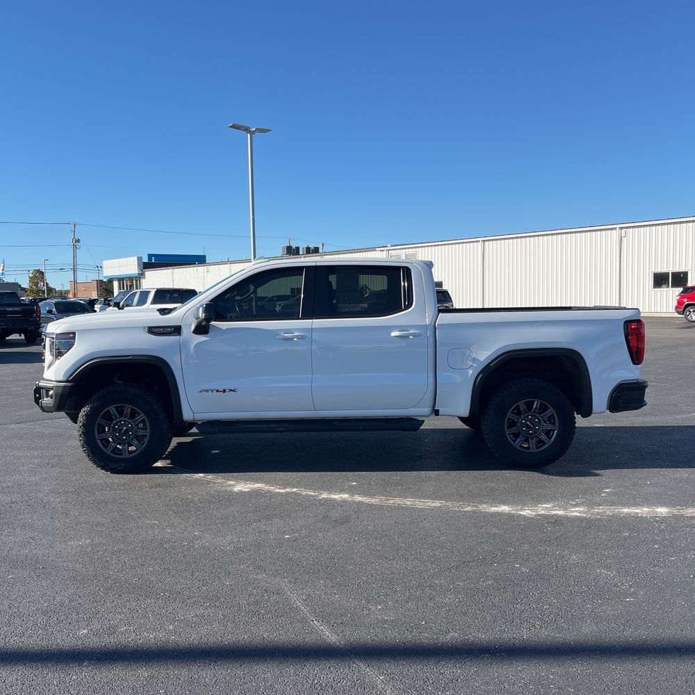 2024 GMC Sierra 1500 AT4X