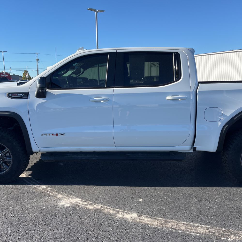 2024 GMC Sierra 1500 AT4X