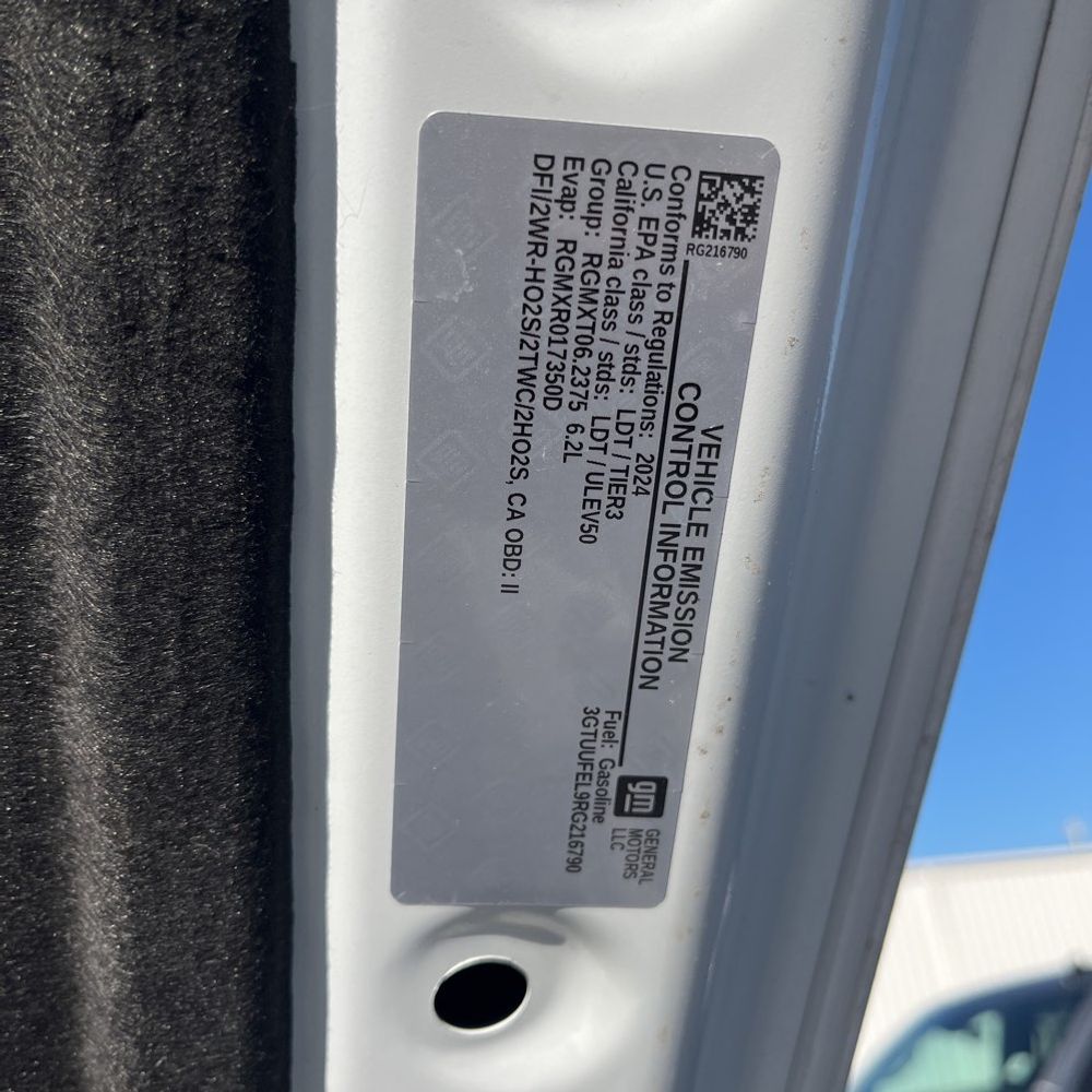 2024 GMC Sierra 1500 AT4X