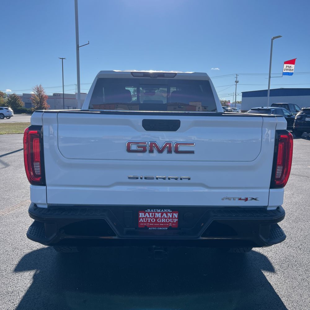 2024 GMC Sierra 1500 AT4X