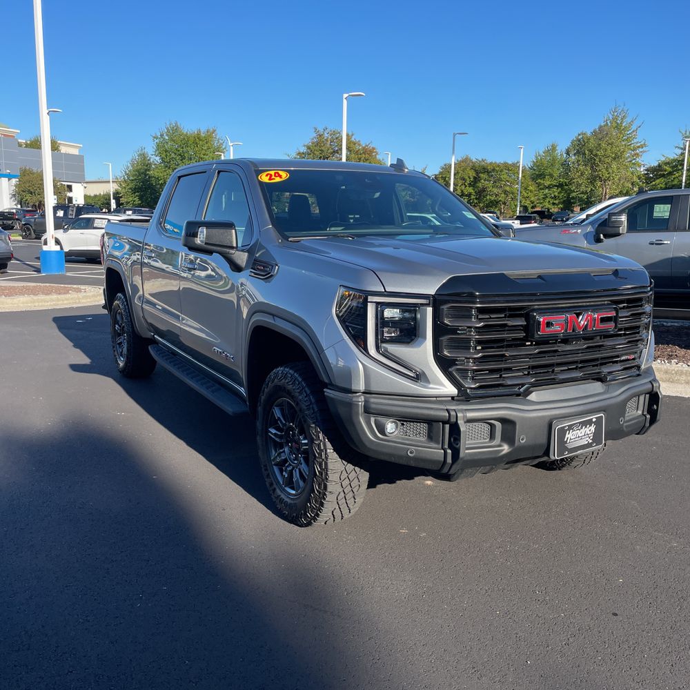 2024 GMC Sierra 1500 AT4X