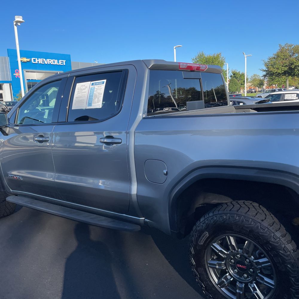 2024 GMC Sierra 1500 AT4X