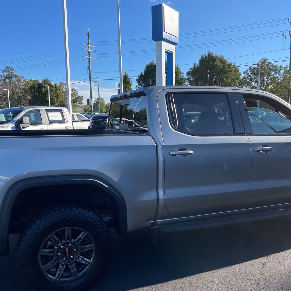 2024 GMC Sierra 1500 AT4X
